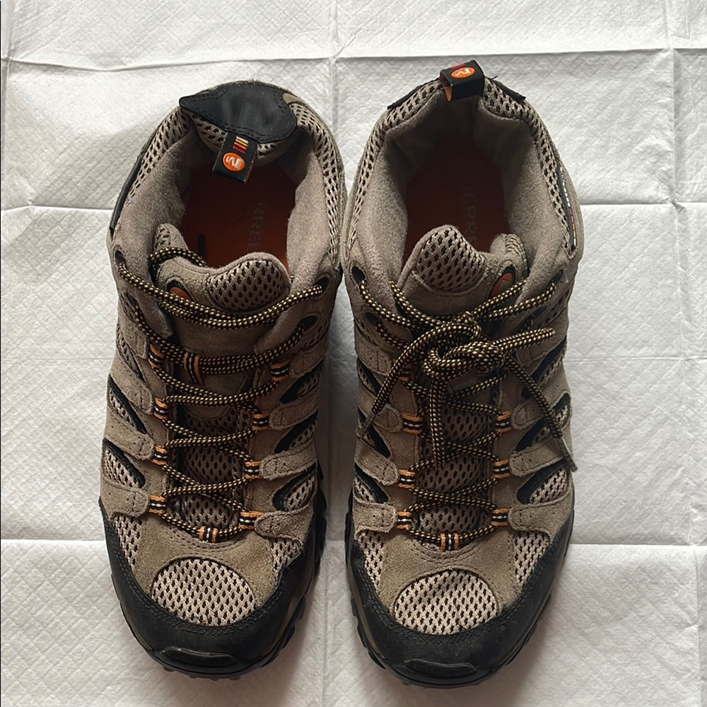 Merrell Men's Tan Hiking Shoes